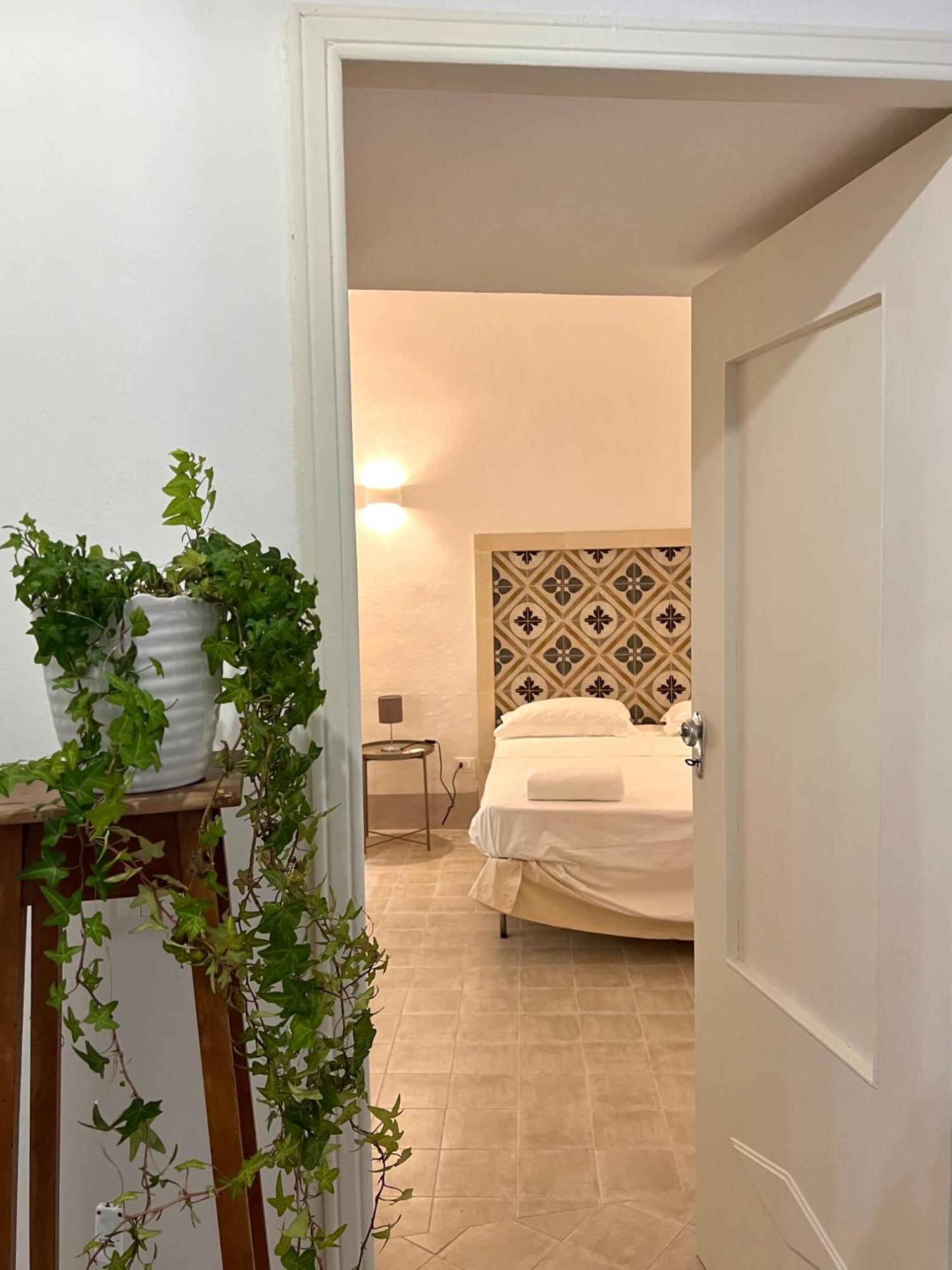 La Casetta Casa Vacanze 알레사노 외부 사진